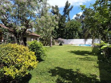 Venta de Casa de 5 Ambientes -  Villa Santos Tesei