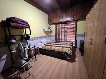 Casa en Av Bruzzone al 600 Monte Grande