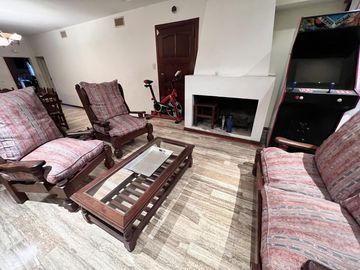 Casa en Av Bruzzone al 600 Monte Grande