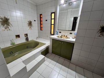 Casa en Av Bruzzone al 600 Monte Grande