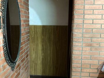 Casa en venta - 4 Dormitorios 2 Baños - Local - 152Mts2 - Quilmes