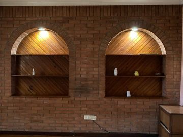 Casa en venta - 4 Dormitorios 2 Baños - Local - 152Mts2 - Quilmes