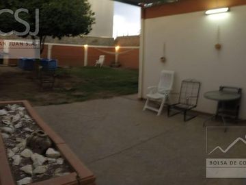 Casa en venta en Capital Bª Los Paraisos