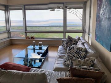 Departamento en  venta Torres Le Parc Puerto Madero - piso alto vista al río - dos cocheras fijas - seguridad 24 hs
