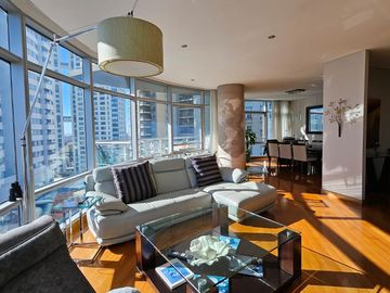Departamento  de 3 Ambientes con 2 cocheras - Mulieris Puerto Madero