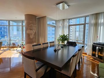 Departamento  de 3 Ambientes con 2 cocheras - Mulieris Puerto Madero