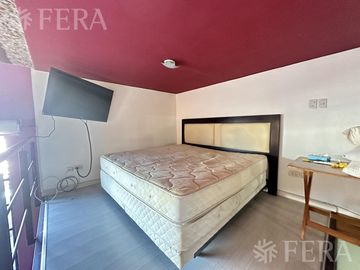 Venta de departamento de 2 ambientes con cochera en Barracas