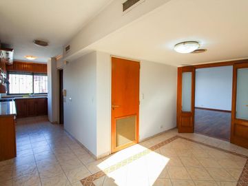 Amplio Dpto de 3 dorm -  Apto Credito! Piso alto con vista a plaza Colon