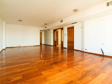 Amplio Dpto de 3 dorm -  Apto Credito! Piso alto con vista a plaza Colon