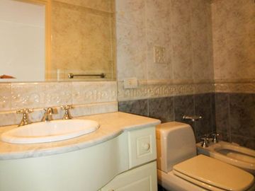 Amplio Dpto de 3 dorm -  Apto Credito! Piso alto con vista a plaza Colon