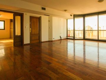 Amplio Dpto de 3 dorm -  Apto Credito! Piso alto con vista a plaza Colon