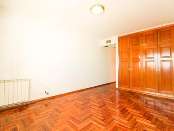 Amplio Dpto de 3 dorm -  Apto Credito! Piso alto con vista a plaza Colon