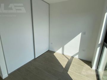 Departamento 2 dormitorios baño en suite en Ituzaingó Centro