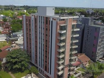Departamento 2 dormitorios baño en suite en Ituzaingó Centro