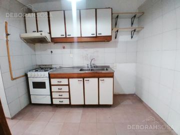 Venta Departamento 3 ambientes con patio propio! Corredor Maipú - Vicente Lopez