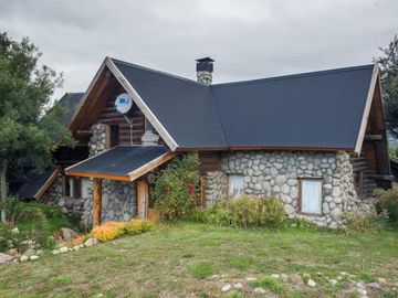 VENTA CASA 200 M2 BARRIO RINCON RADALES en SAN MARTIN DE LOS DE LOS ANDES
