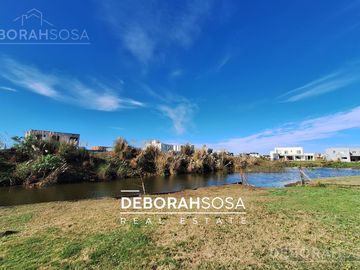 Casa en  Venta en barrio-el canton -al agua-zona norte -a la laguna-escobar