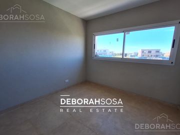 Casa en  Venta en barrio-el canton -al agua-zona norte -a la laguna-escobar