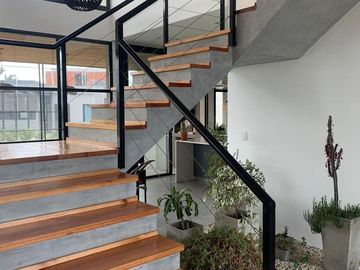 CASA EN VENTA 6AMB - C/ PILETA -  LAGOS DE CANNING 1