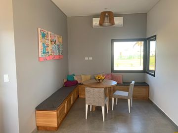 CASA EN VENTA 6AMB - C/ PILETA -  LAGOS DE CANNING 1