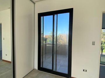 Casa en venta 4 Ambientes - El  Cantón