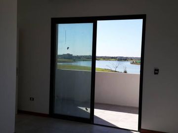 Casa en venta 4 Ambientes - El  Cantón
