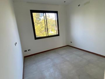 Casa en venta 4 Ambientes - El  Cantón