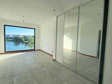 Casa en venta 4 Ambientes - El  Cantón