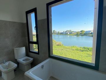 Casa en venta 4 Ambientes - El  Cantón