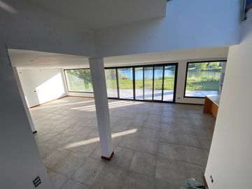 Casa en venta 4 Ambientes - El  Cantón