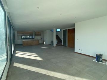 Casa en venta 4 Ambientes - El  Cantón