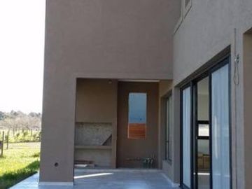 Casa en venta 4 Ambientes - El  Cantón
