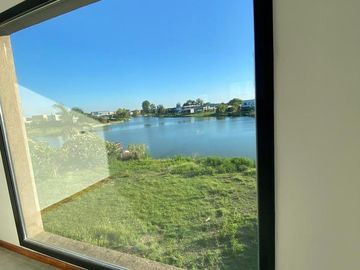 Casa en venta 4 Ambientes - El  Cantón