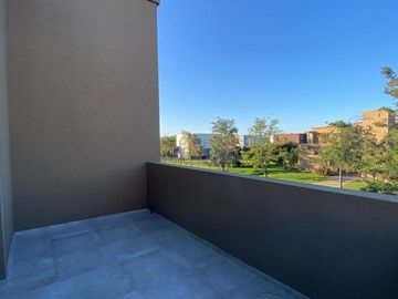Casa en venta 4 Ambientes - El  Cantón