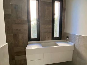 Casa en venta 4 Ambientes - El  Cantón