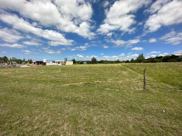 TERRENO EN VENTA EN CHACRAS DE LA JOSEFINA  VILLA GIARDINO
