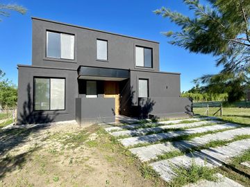 Casa en venta en El Naudir - A Estrenar