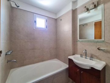VENTA-DEPARTAMENTO 1 DORMITORIO-BALCON CON PARRILLERO