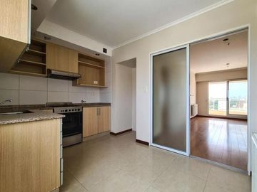 VENTA-DEPARTAMENTO 1 DORMITORIO-BALCON CON PARRILLERO