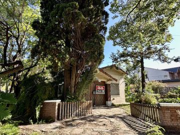Casa a refaccionar - 4 ambientes - Terreno 500 mts