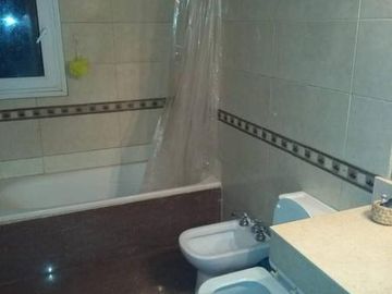 Hermosa casa en venta ,excelente zona Funes