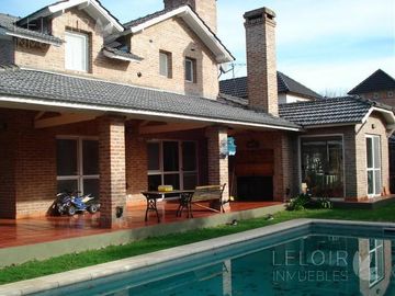Casa en venta 5 amb Country Banco Provincia