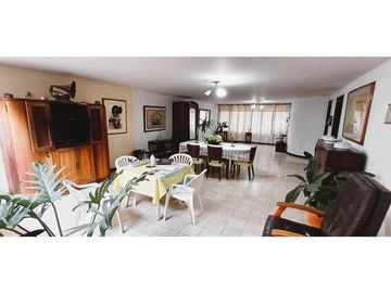 Venta Casa en el Norte de Cali Barrio La Flora