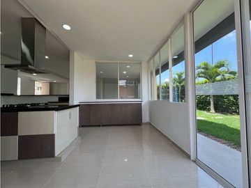 SE VENDE CASA EN EL CASTILLO AR