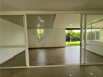 SE VENDE CASA EN EL CASTILLO AR