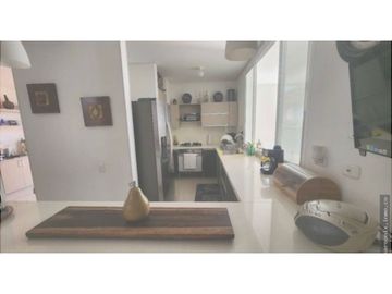 SE VENDE CASA EN EL CASTILLO JAMUNDI AR