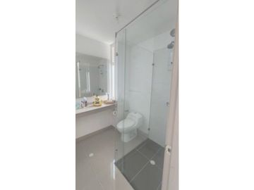 SE VENDE CASA EN EL CASTILLO JAMUNDI AR