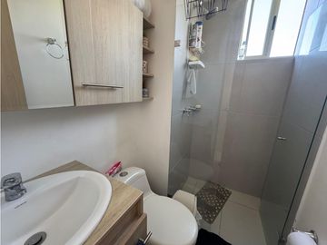 Vendo apartamento con hermosa vista verde