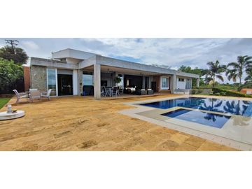 CASA CAMPESTRE EN VENTA, CERRITOS, PEREIRA, RISARALDA