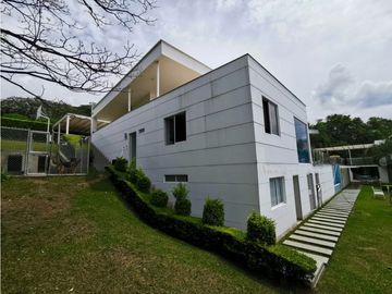 Casa campestre en venta en condominio - Dapa Yumbo Cali Valle Colombia